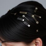 Jak upiąć krótkie włosy wsuwkami – proste fryzury krok po kroku Jak upiąć krótkie włosy wsuwkami