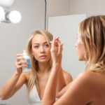 Jak rozjaśniać włosy wodą utlenioną – zasady i bezpieczeństwo Jak rozjaśniać włosy wodą utlenioną